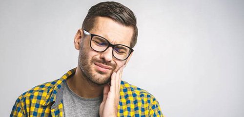 Man with jaw pain